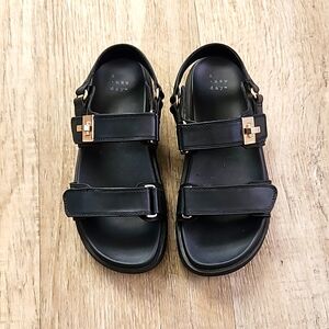 Jonie Ankle Strap Footbed Sandals